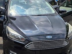 Nero Usata 2014 Ford Focus Station wagon | 8000 € (Molto cara)