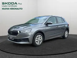 Grigio Usata 2022 Skoda Fabia Ambition Tre volumi | 14.900 € (Cara)