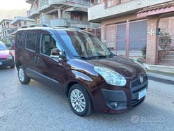 Marrone Usata 2011 Fiat Doblò Emotion Monovolume | 8999 € (Molto cara)