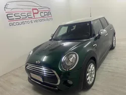 Verde pastello Usata 2016 Mini Cooper Classic Due volumi | 11.500 € (Ottimo prezzo)