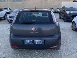 Usata 2012 Fiat Punto Easy Tre volumi | 5000 € (Cara)