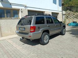 Grigio Usata 2002 Jeep Grand Cherokee Limited SUV | 2800 €
