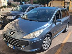 Grigio Usata 2007 Peugeot 307 Station wagon | 2900 € (Buon prezzo)