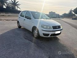 Bianco Usata 2004 Fiat Punto Due volumi | 1999 €