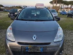 Usata 2005 Renault Clio II Tre volumi | 1000 € (Buon prezzo)
