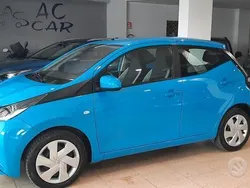 Blu Usata 2018 Toyota Aygo Business Edition Due volumi | 7900 € (Buon prezzo)