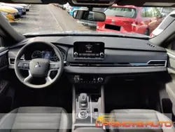 Grigio Usata 2023 Mitsubishi Outlander Edition SUV | 57.900 €
