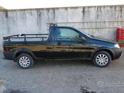 Usata 2007 Fiat Strada Pick-up | 7000 €
