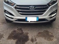 Grigio Usata 2016 Hyundai Tucson Xpossible SUV | 13.500 € (Buon prezzo)