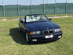 Blu/azzurro Usata 1995 BMW 320 Cabriolet Cabrio | 10.500 €