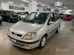 Grigio Usata 2000 Renault Scénic Monovolume | 2200 € (Buon prezzo)