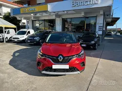 Rosso Usata 2021 Renault Captur Intens SUV | 16.800 € (Buon prezzo)