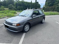 Grigio Usata 1991 Mazda 323 Tre volumi | 20.000 €