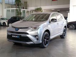 Argento Usata 2018 Toyota RAV4 Hybrid SUV | 22.700 € (Buon prezzo)