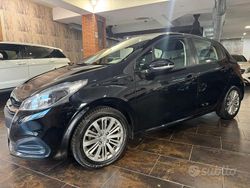 Nero Usata 2019 Peugeot 208 Active Due volumi | 7900 € (Ottimo prezzo)