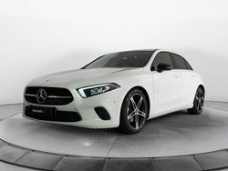 Bianco / pastello Usata 2021 Mercedes A180 Edition Tre volumi | 24.400 € (Buon prezzo)