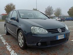 Usata 2005 VW Golf V Due volumi | 1700 € (Buon prezzo)