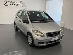 Grigio Usata 2005 Mercedes A180 Classic Tre volumi | 1900 € (Buon prezzo)