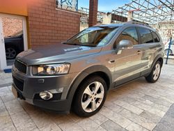Grigio Usata 2013 Chevrolet Captiva SUV | 9200 € (Molto cara)