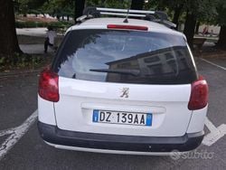 Bianco Usata 2009 Peugeot 207 Station wagon | 2500 € (Buon prezzo)