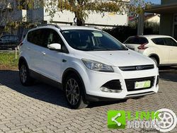 Bianco Usata 2015 Ford Kuga Titanium SUV | 8900 € (Buon prezzo)
