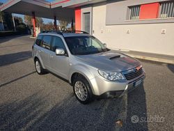 Grigio Usata 2010 Subaru Forester SUV | 11.500 € (Molto cara)