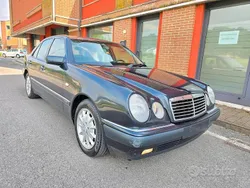 Nero Usata 1998 Mercedes E250 Elegance Tre volumi | 2500 € (Super prezzo)