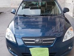 Blu Usata 2009 Kia Ceed Due volumi | 3900 €