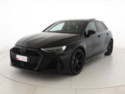 Nero mythos metallizzato Nuova 2026 Audi RS3 Sportback Comfort Due volumi | 75.900 €