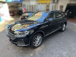 Blu/azzurro Usata 2019 VW Touareg Advance SUV | 41.800 € (Buon prezzo)
