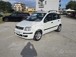 Bianco Usata 2009 Fiat Panda Dynamic Due volumi | 4200 € (Buon prezzo)
