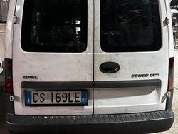 Bianco Usata 2005 Opel Combo | 2200 €