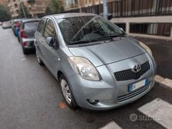 Usata 2007 Toyota Yaris Tre volumi | 3500 € (Ottimo prezzo)
