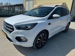 Bianco Usata 2017 Ford Kuga Business Edition SUV | 15.900 € (Buon prezzo)