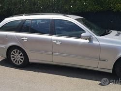 Grigio Usata 2007 Mercedes E220 Elegance Station wagon | 1800 € (Super prezzo)