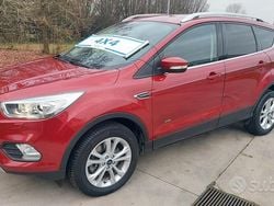 Rosso Usata 2017 Ford Kuga SUV | 14.600 € (Buon prezzo)
