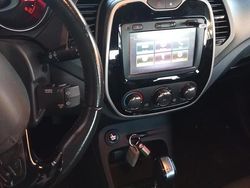 Grigio Usata 2017 Renault Captur Iconic SUV | 11.000 € (Cara)