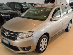 Oro Usata 2015 Dacia Logan MCV Station wagon | 3100 € (Buon prezzo)