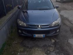 Grigio Usata 2007 Peugeot 206 Tre volumi | 1000 € (Ottimo prezzo)