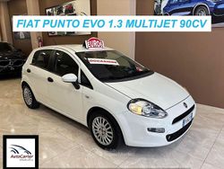 Bianco Usata 2017 Fiat Punto Tre volumi | 3999 € (Ottimo prezzo)