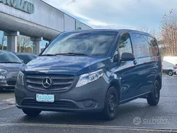 Blu pastello Usata 2016 Mercedes Vito Monovolume | 15.850 € (Super prezzo)