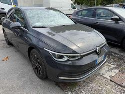 Grigio Usata 2021 VW Golf VIII Style Tre volumi | 17.300 € (Super prezzo)