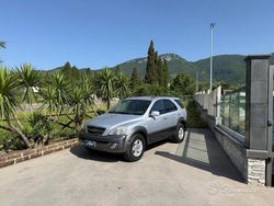Grigio(met.) Usata 2005 Kia Sorento Active SUV | 4250 € (Buon prezzo)