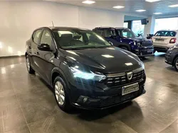 Nero Usata 2021 Dacia Sandero Comfort Due volumi | 13.900 € (Buon prezzo)