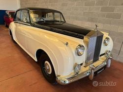 Bianco Usata 1960 Bentley S1 Tre volumi | 22.500 €
