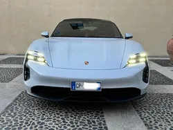 Usata 2023 Porsche Taycan GTS Tre volumi | 111.000 €
