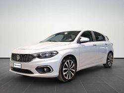 Argento Usata 2021 Fiat Tipo Lounge Tre volumi | 12.617 € (Buon prezzo)