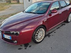 Rosso Usata 2006 Alfa Romeo 159 Station wagon | 4990 € (Molto cara)