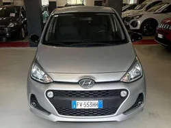 Argento Usata 2019 Hyundai i10 Prime Due volumi | 8490 € (Ottimo prezzo)