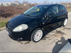 Nero Usata 2007 Fiat Grande Punto Due volumi | 5000 € (Molto cara)
